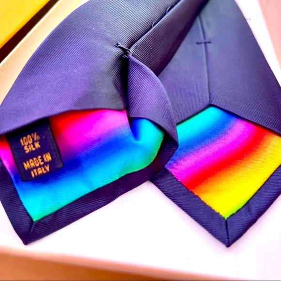 🎁LV HOLIDAY 25’🎁🆕💯LOUIS VUITTON VIRGIL ABLOH RUNWAY SUNSHINE MOTIF TIE🌞🔥 - Picture 13 of 17